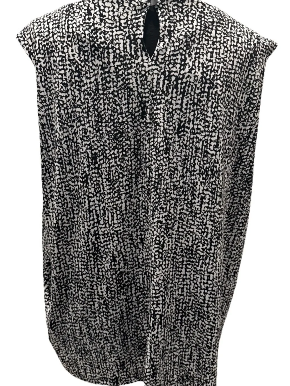 Calvin Klein Women's Sleeveless Black & White Blouse, Size 2X - Picture 3 of 14